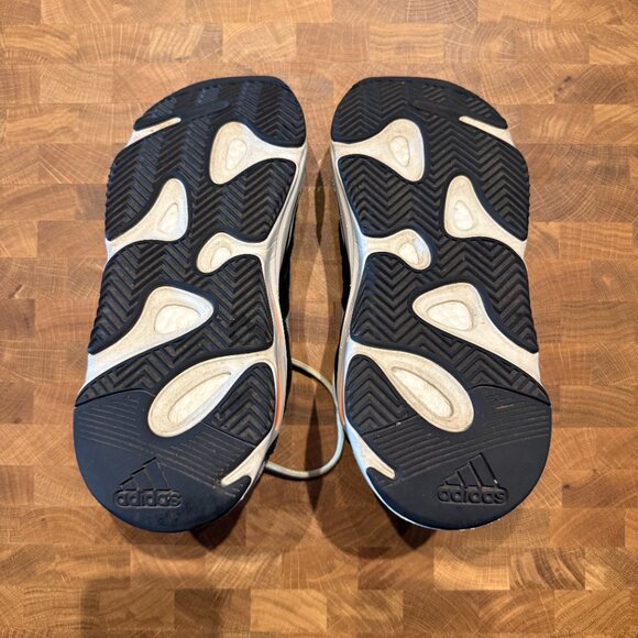 Yeezy Boost 700 'Wave Runner' - Size 9.5 Men's - Picture 6 of 8